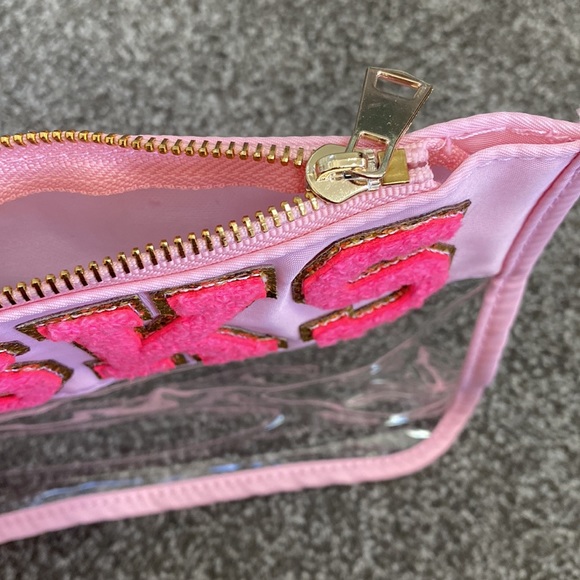 Masks Pouch - Picture 2 of 3